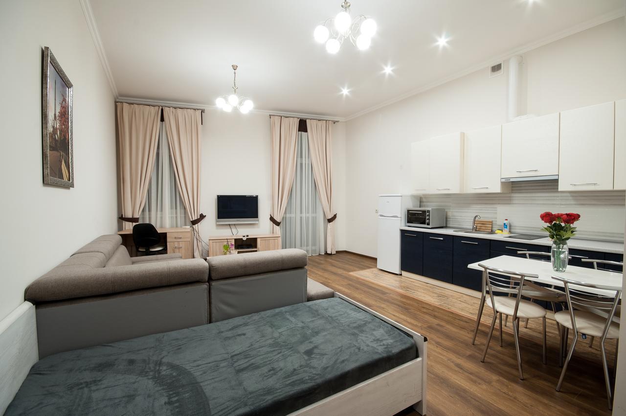 Wonderful Flat On City Center Užhorod Esterno foto