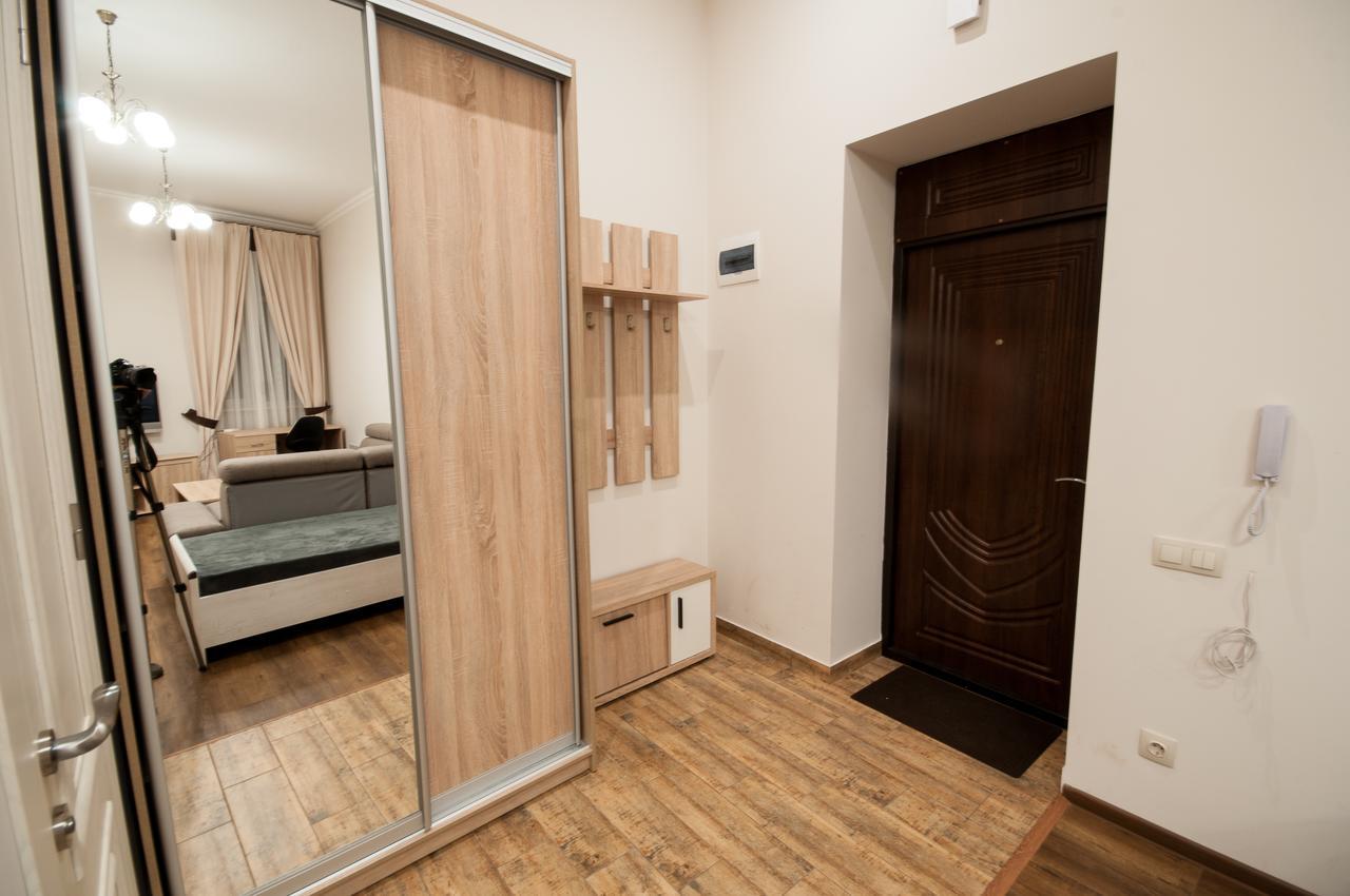 Wonderful Flat On City Center Užhorod Esterno foto